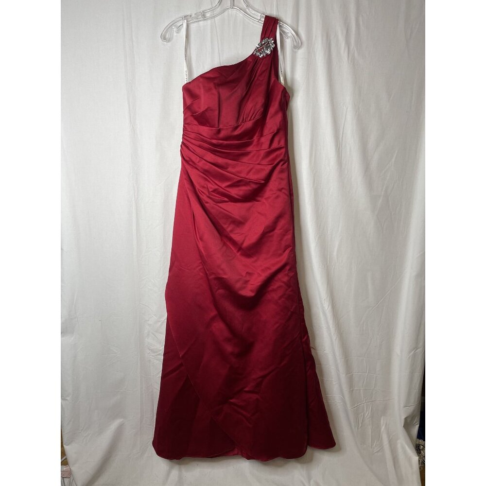Davids Bridal Dress Red One-Shoulder Women’s Size 8 Rhinestones‎ Back Lace